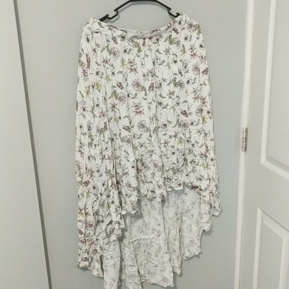 Medium high-low floral skirt